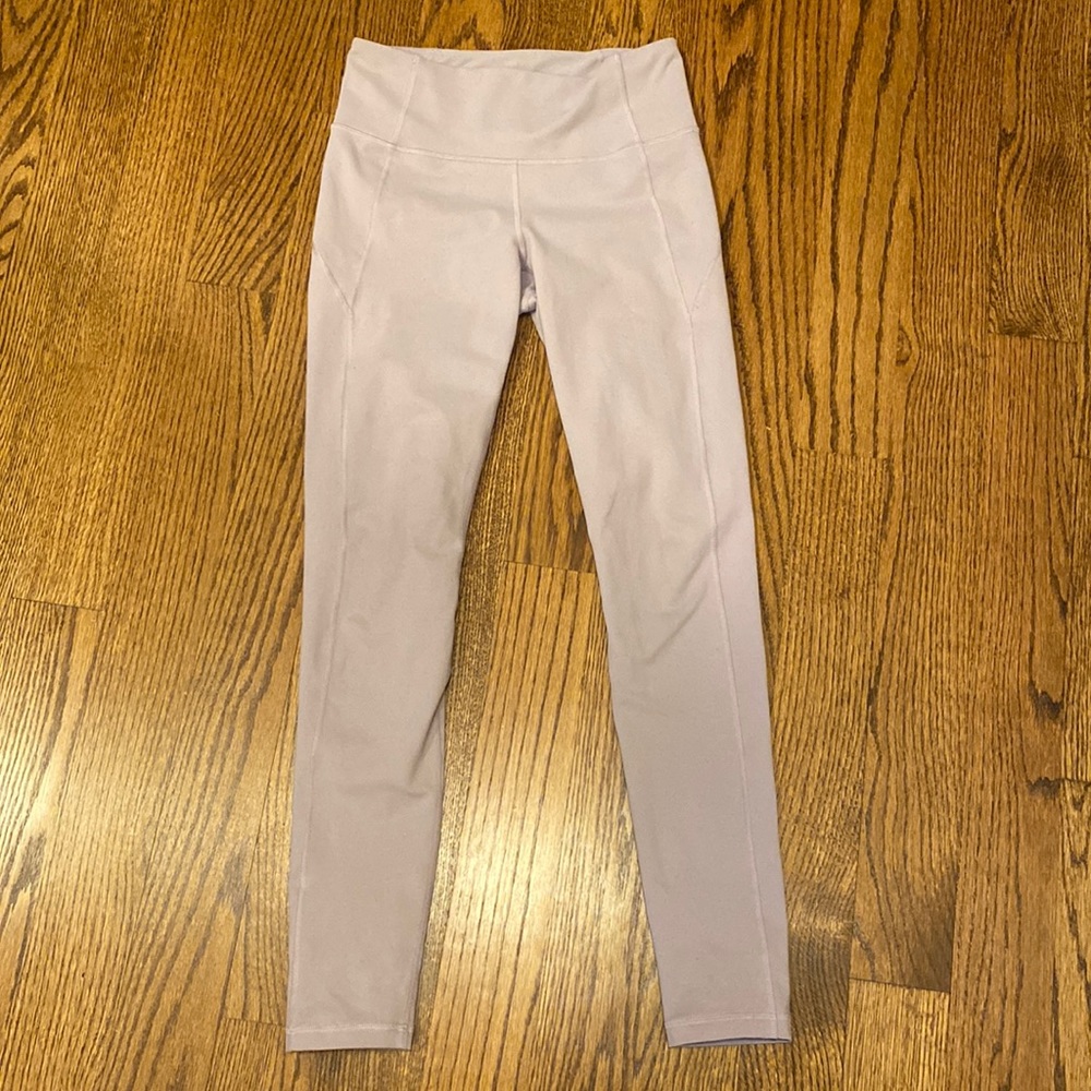 Under Armour women’s lavender leggings in size S